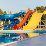 Long Апартаменты Trikomo