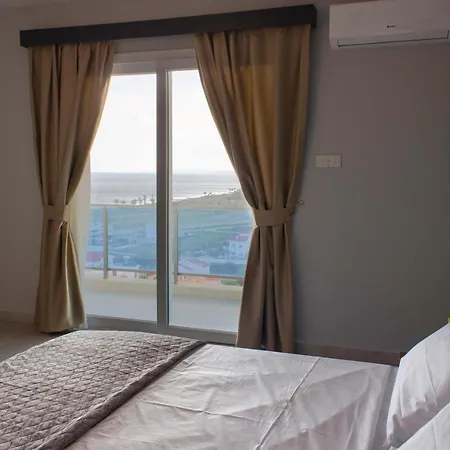 Apartament Long *