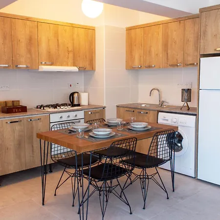 Apartament Long *