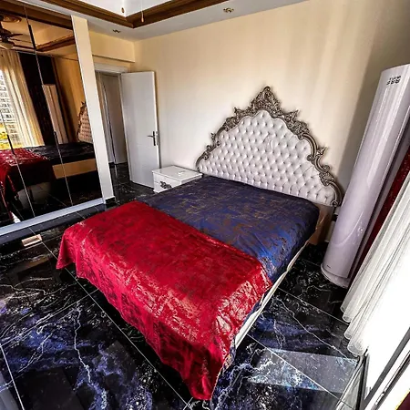 Long Lägenhet Trikomo