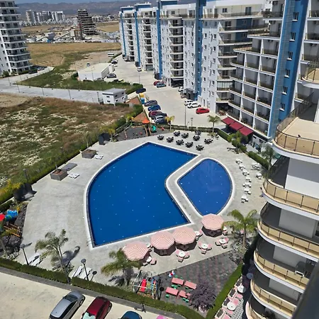 Long Apartament *