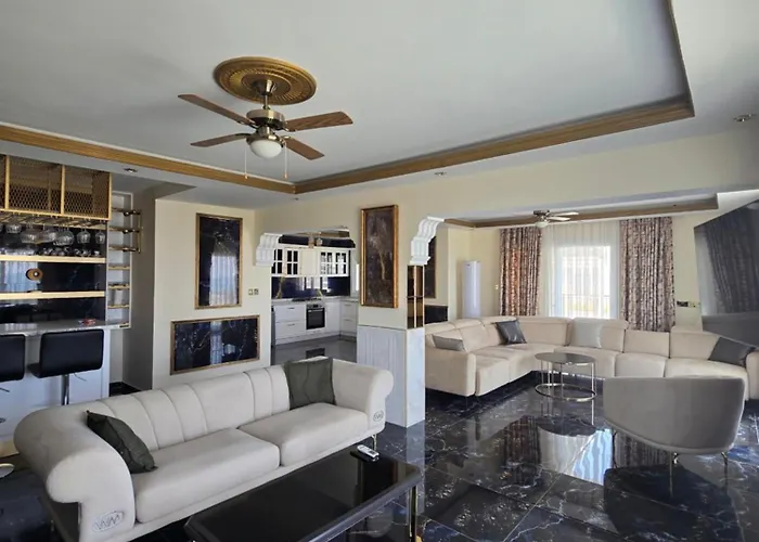 Long 아파트 Trikomo